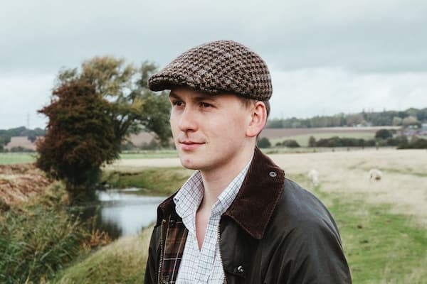 Flat Cap with suits