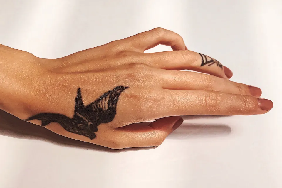 1. How Much Do Hand Tattoos Hurt? - wide 6