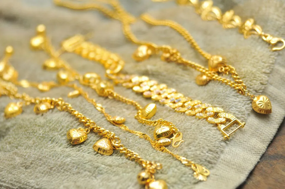 How to Clean Gold-filled Jewelry