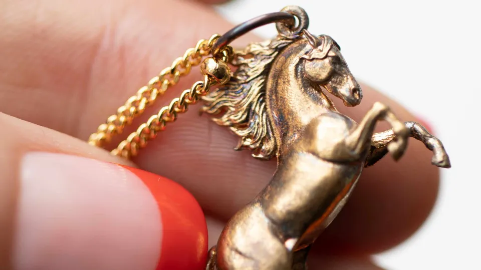 How to Prevent Gold-plated Jewelry from Tarnishing