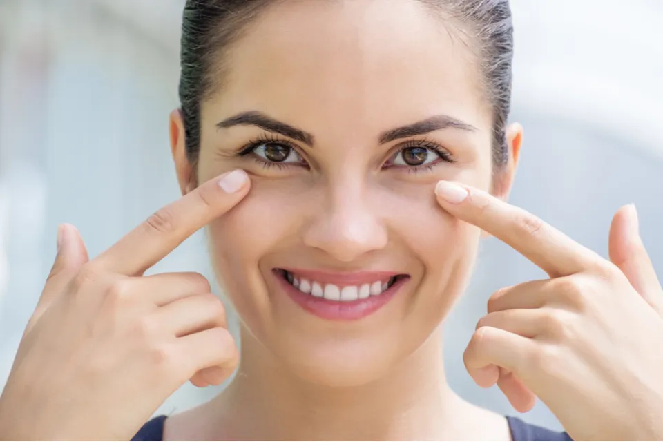 How to Tighten Skin under Eyes