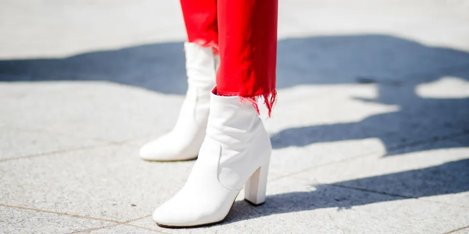 White Ankle Boots Outfit Ideas