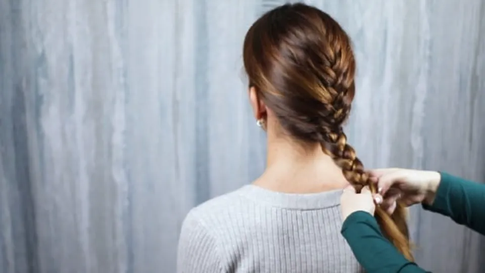 How to Braid With Ribbon into Hair