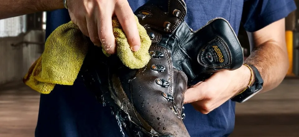 How to Clean Riding Boots
