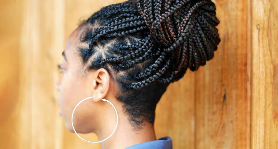 How to Do Knotless Braids