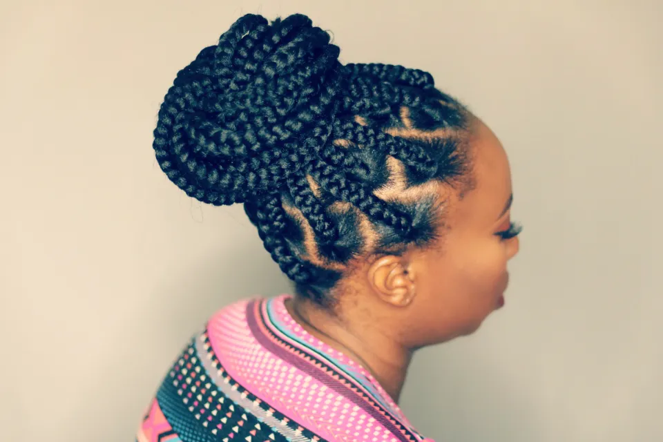 How to Sleep With Knotless Braids