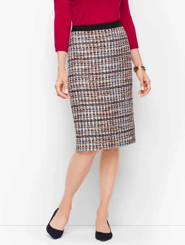 Are Pencil Skirts Still in Style