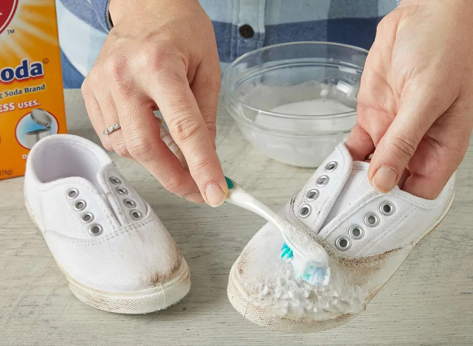 How to Keep White Sneakers Clean
