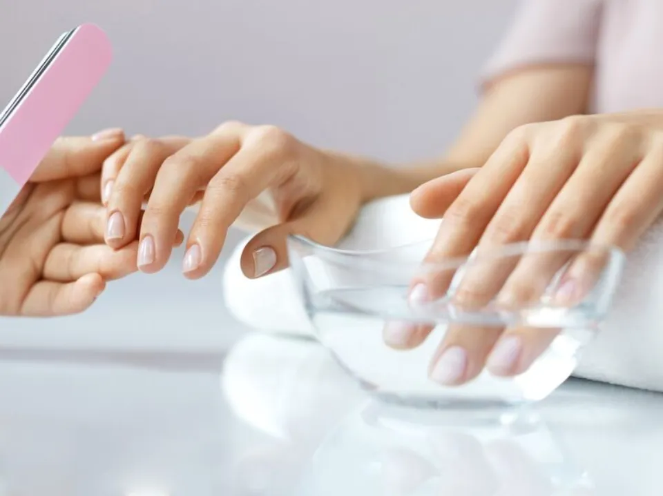 How to Remove Gel Manicure? Step-by-step Guide