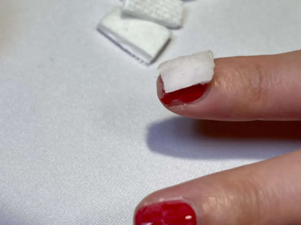 How to Remove a Gel Manicure