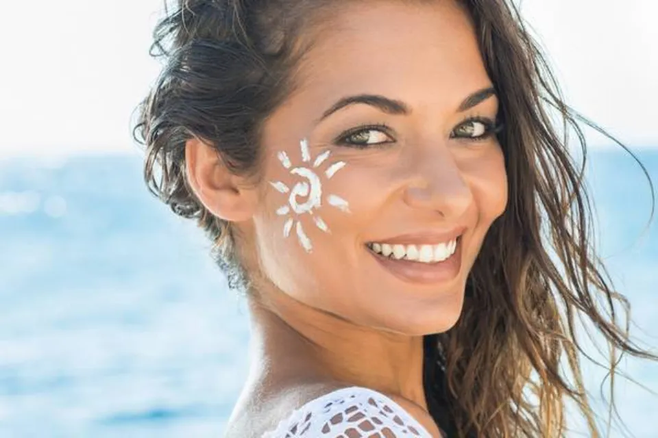 How to Repair Sun-damaged Skin Face Naturally