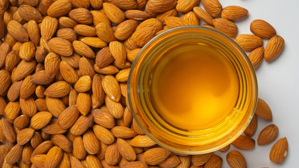Advantages of Almond Oil on Face