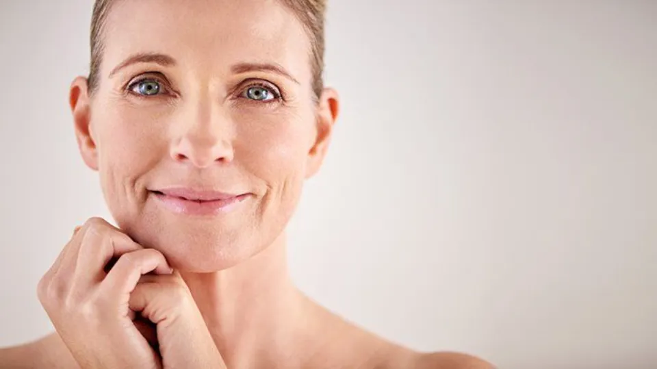 How to Apply Foundation to Mature Skin