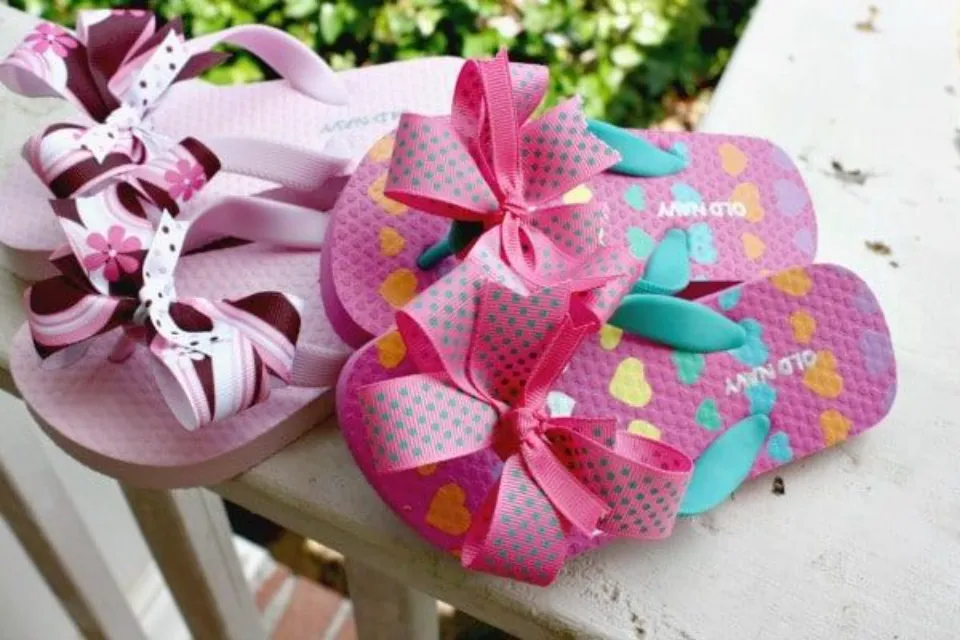 How to Decorate Flip Flops
