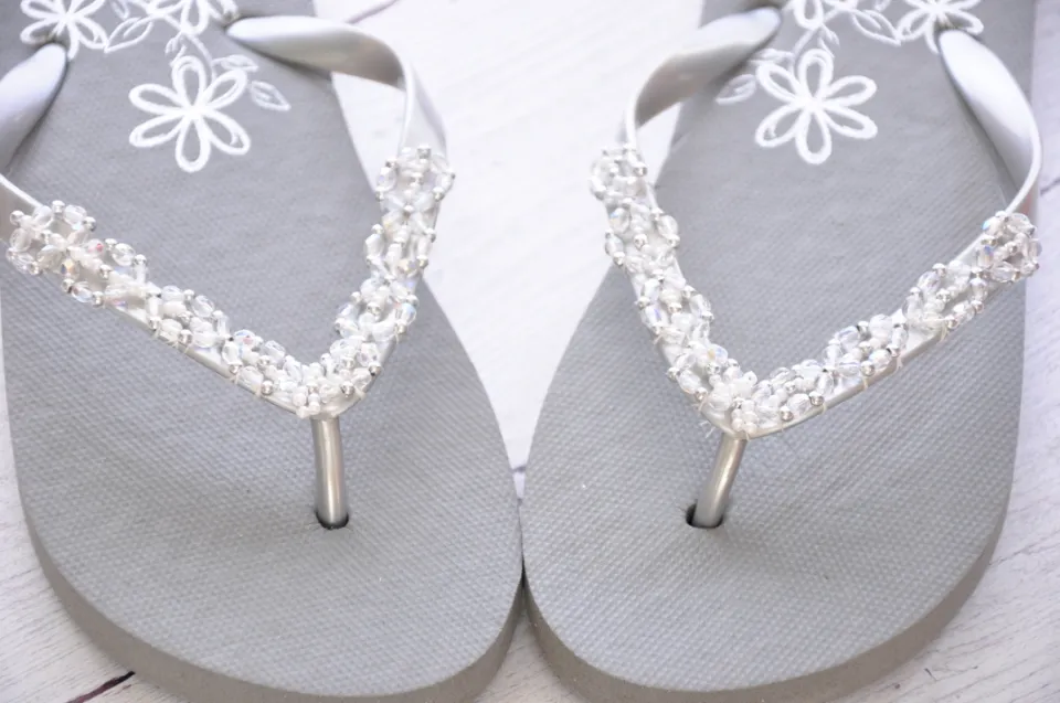 How to Decorate Flip Flops