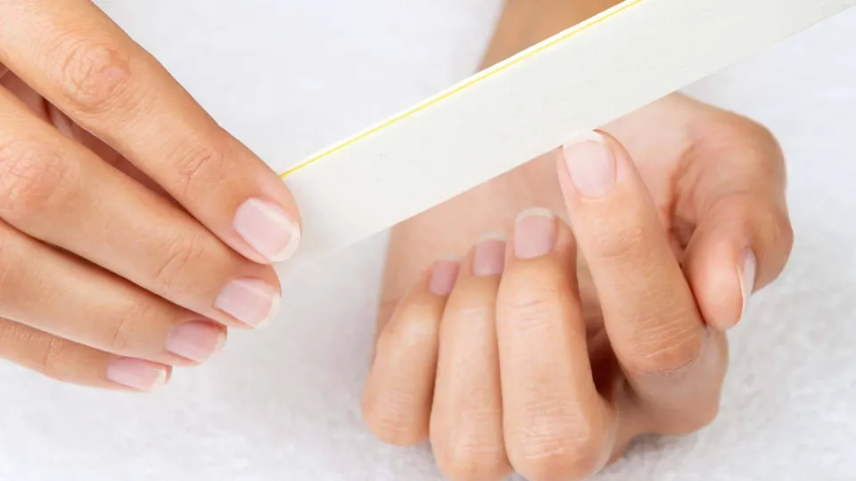 How to Do Gel Manicure at Home
