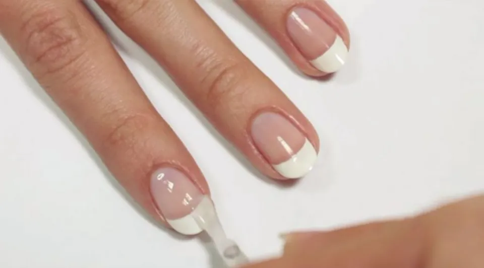 How to Do a French Manicure Without Guide Strips