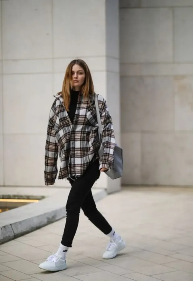 How to Style a Flannel