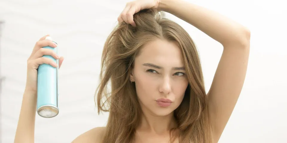 How to Use Dry Shampoo? Ultimate Guide