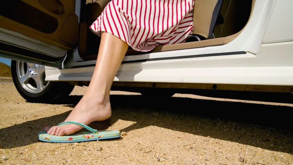 Is It Illegal to Drive in Flip Flops? Things to Know