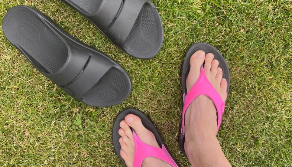 Sandals Vs Flip Flops