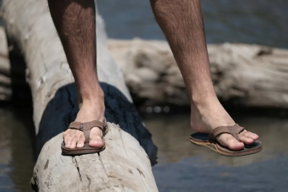 Can Rainbow Flip Flops Get Wet