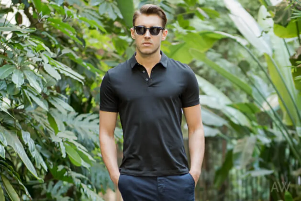 How Should a Polo Shirt Fit