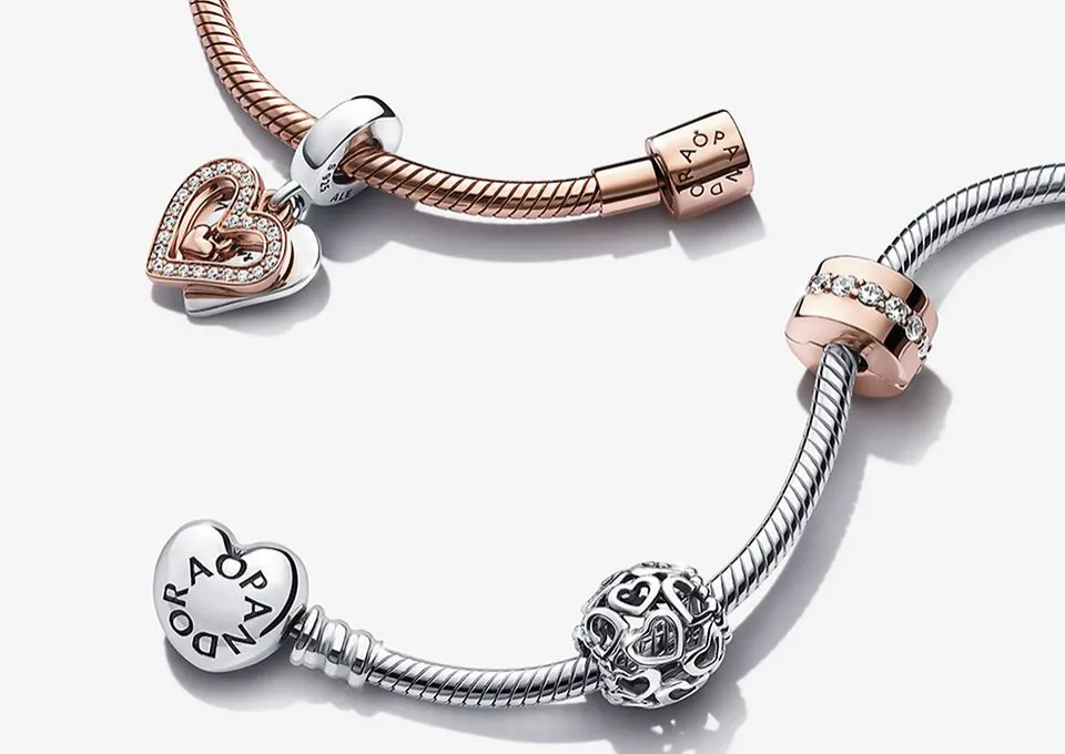How to Put Charms on Pandora Bracelet? Updated 2023
