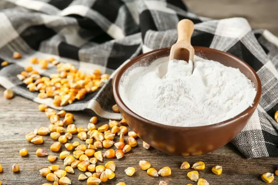 How to Use Cornstarch for Hair