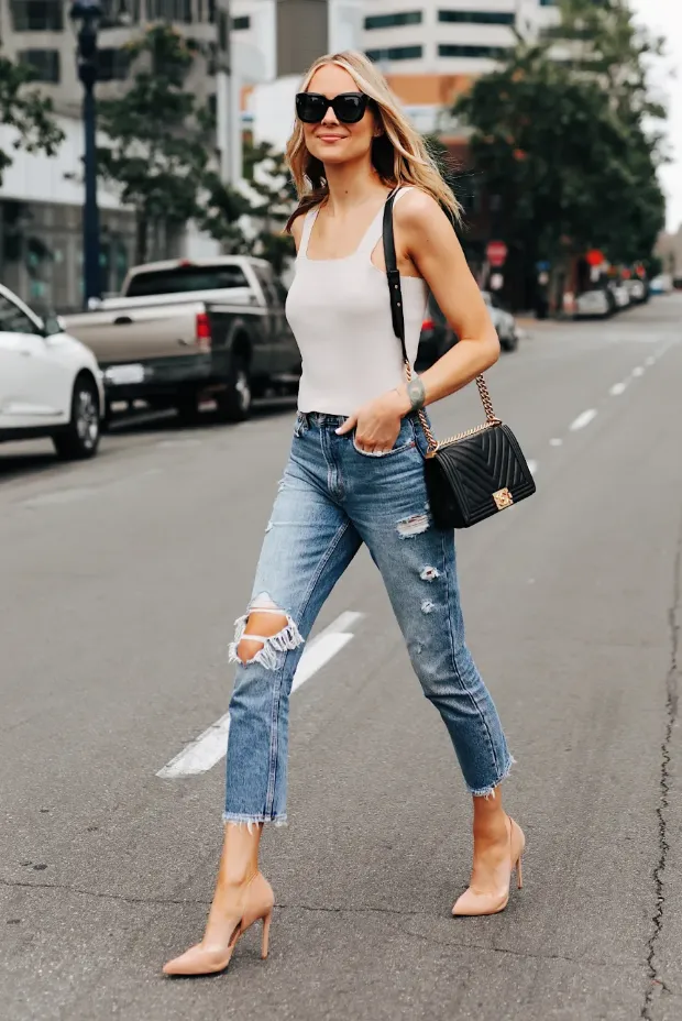 How to Wear Boyfriend Jeans