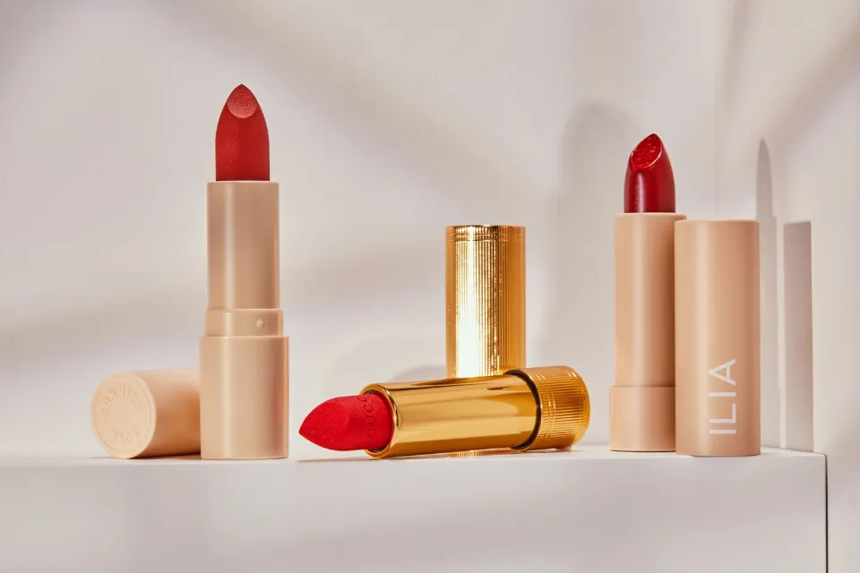 Is Lipstick Considered a Liquid? Things to Know 2023