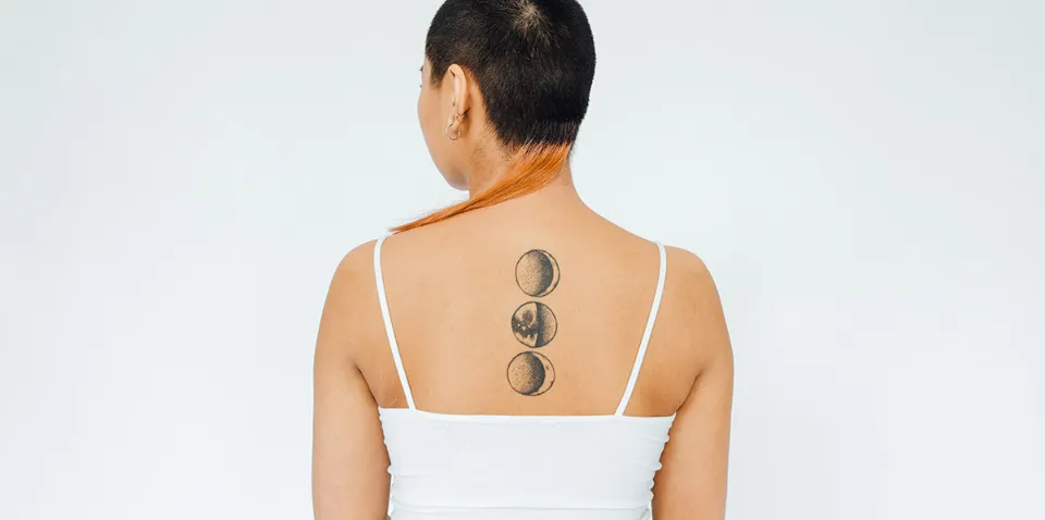 can you get paralyzed from a spine tattoo