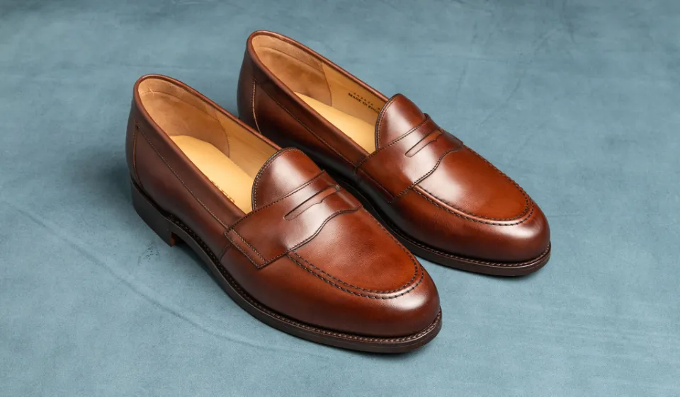 do leather loafers stretch