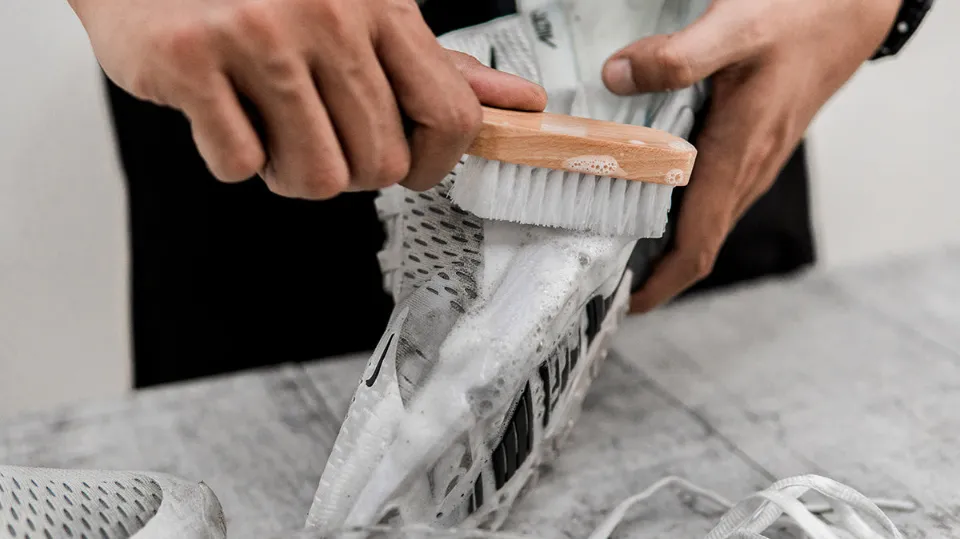 How to Clean Nike Air Max 270 Sneaker