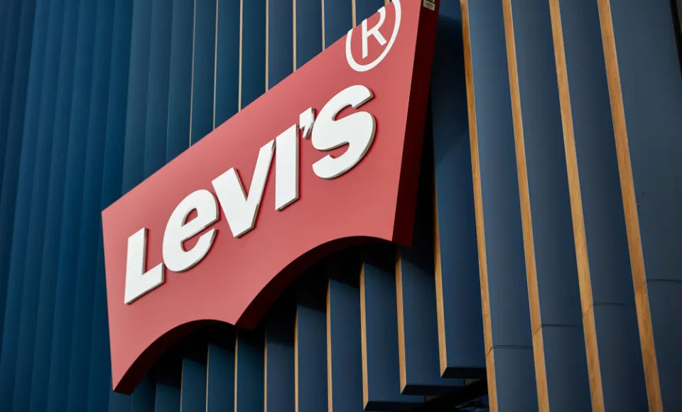 Is Levi's Fast Fashion