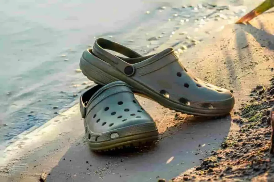 Are Crocs Waterproof? Can Crocs Get Wet?