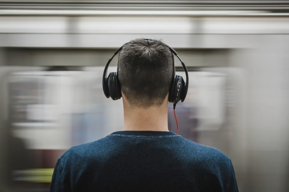 Do Headphones Cause Hair Loss