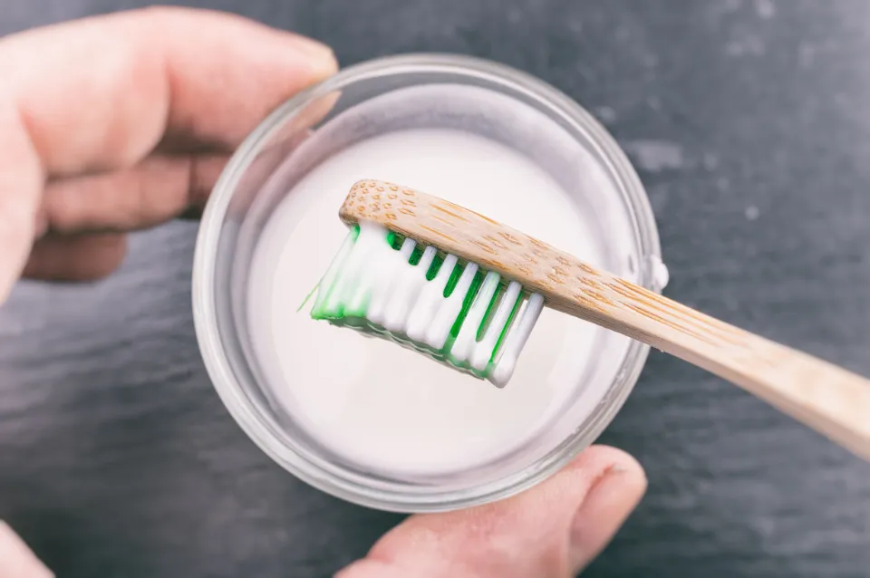 Does Baking Soda Whiten Teeth