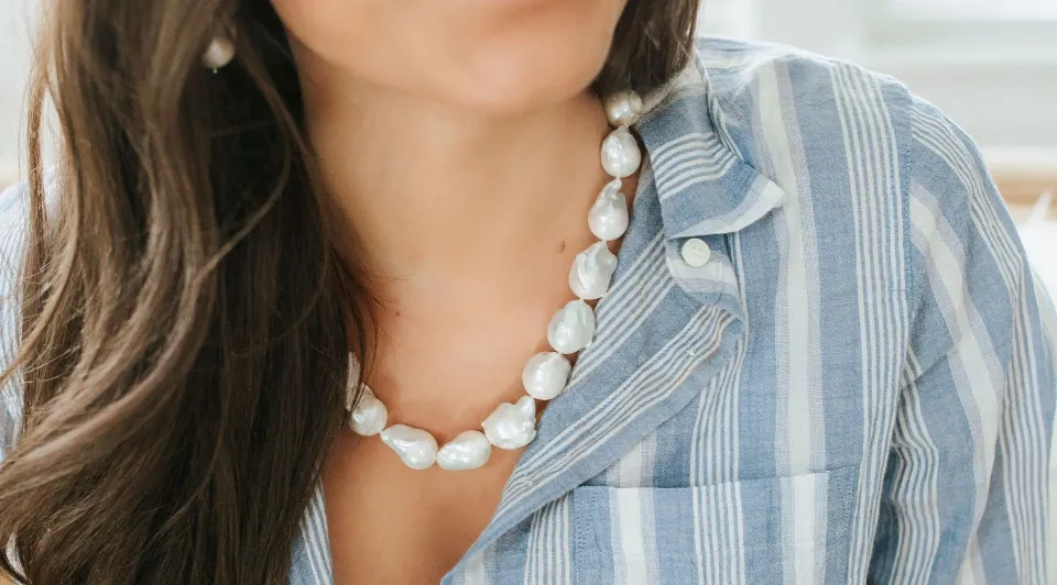 What is a Pearl Necklace? Ultimate Gude!