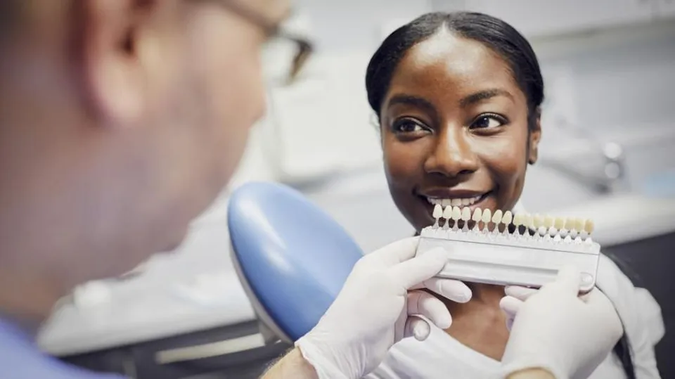 How to Whiten Fake Teeth