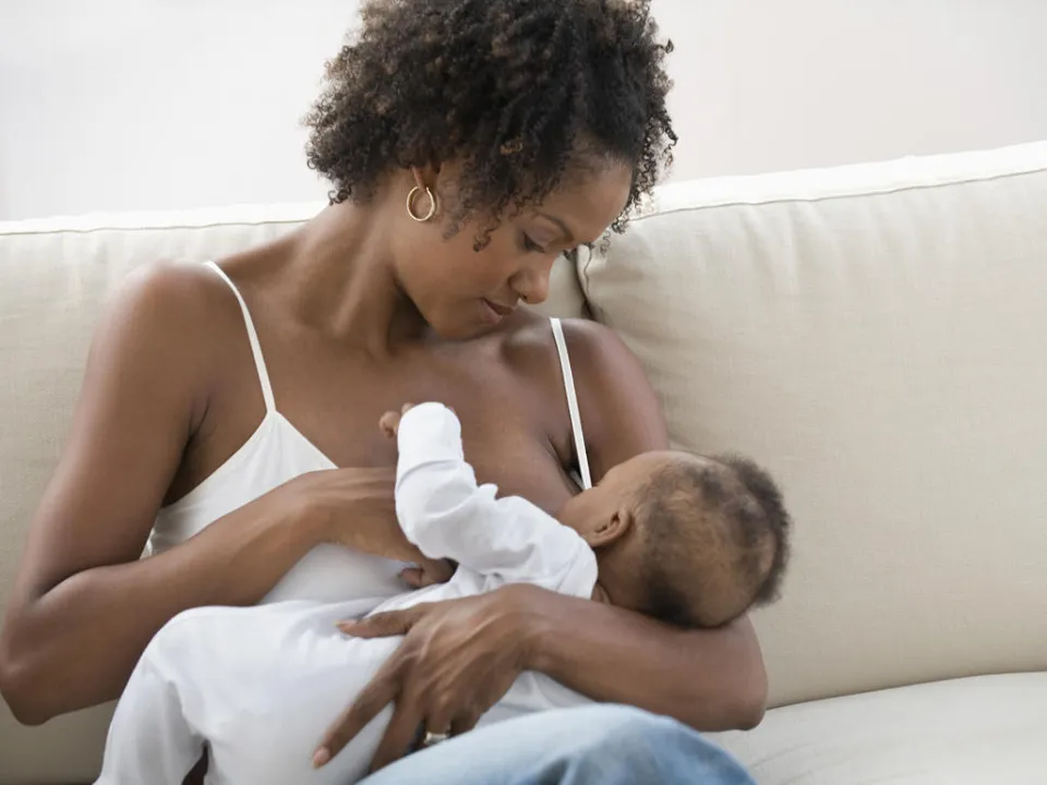 can you whiten your teeth while breastfeeding