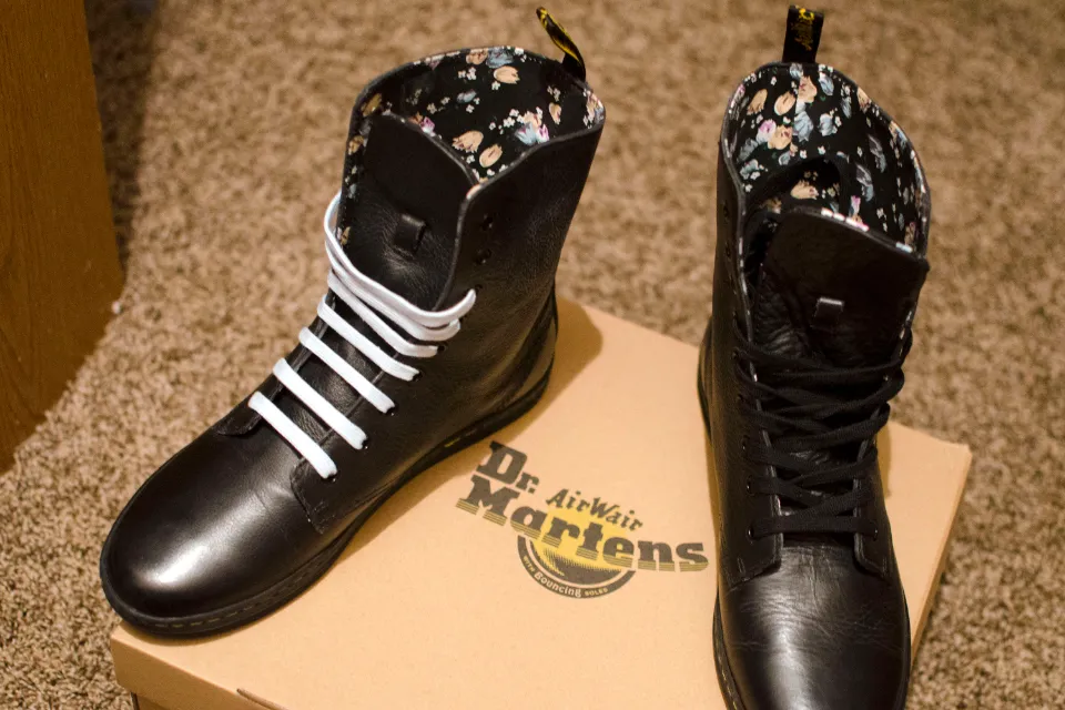 How to Lace Doc Martens? 5 Easy Ways!