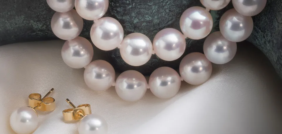 How to Tell If Pearls Are Real