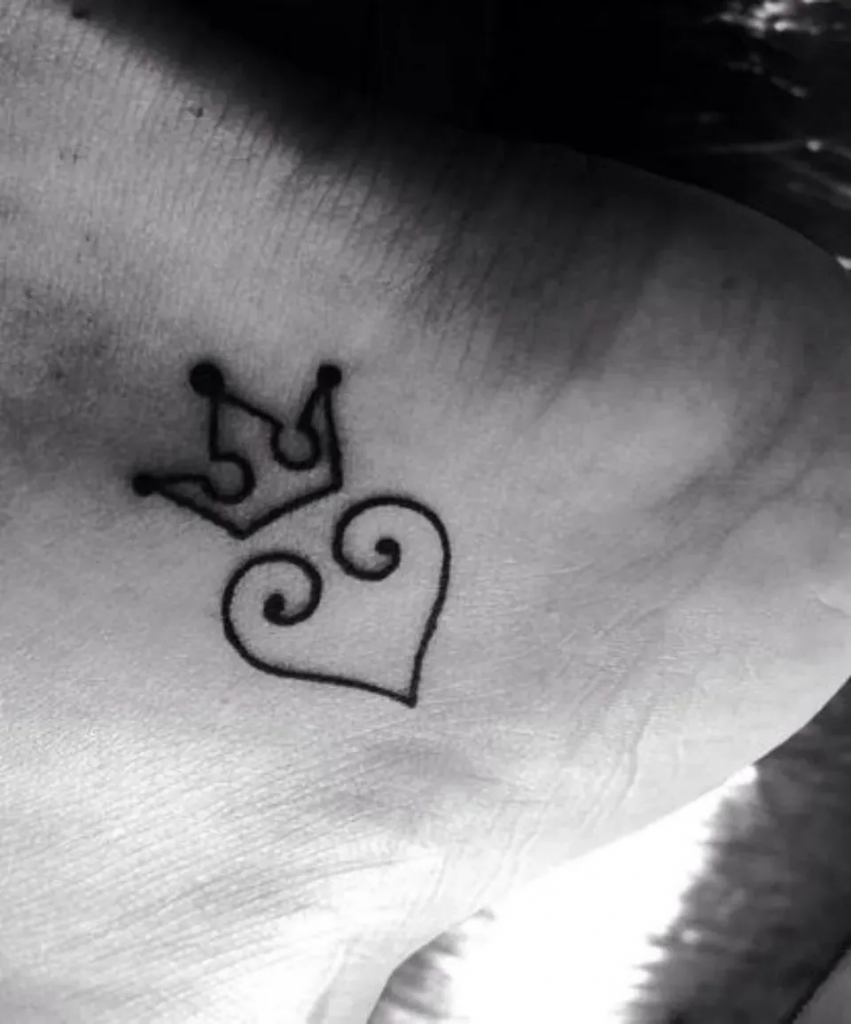 What Does A Crown Tattoo Mean