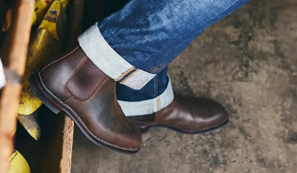 Are Chelsea Boots Business Casual