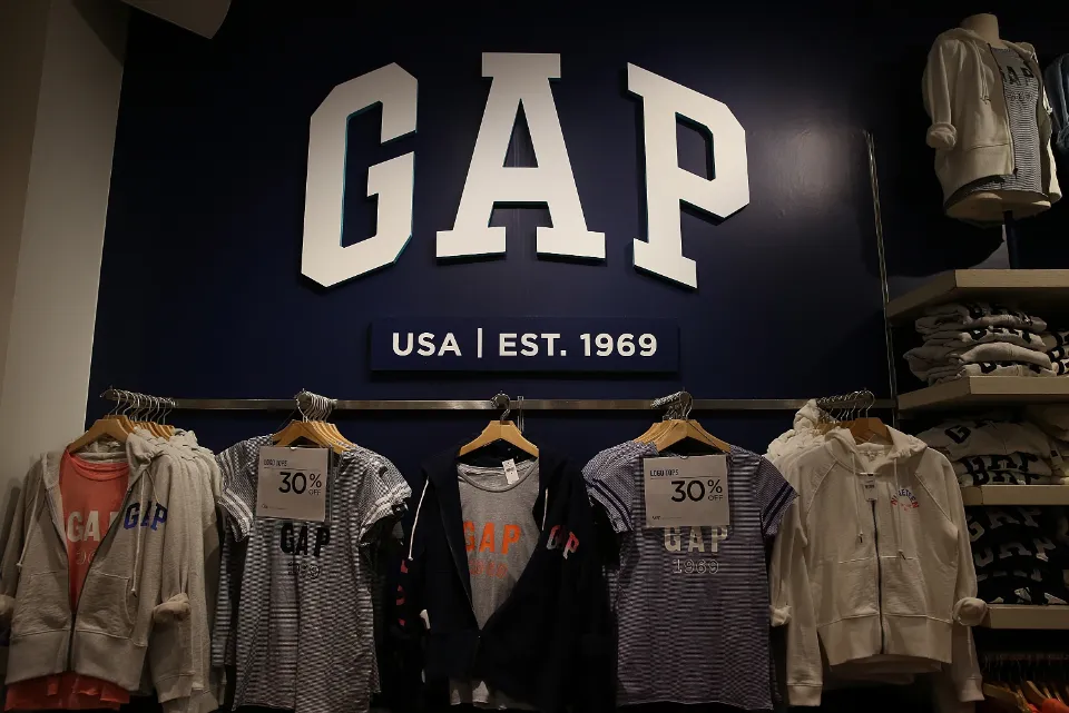 Is Gap Fast Fashion? Facts to Know 2023
